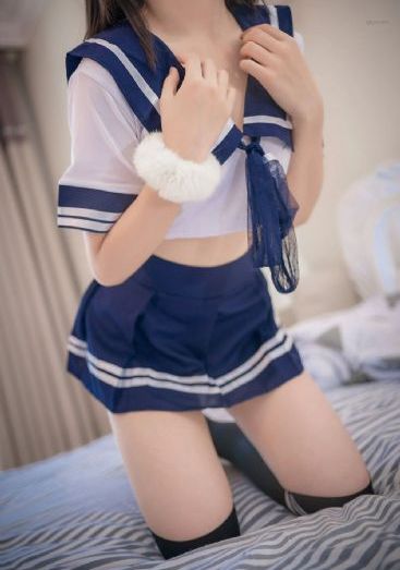 年轻的女教师2观看