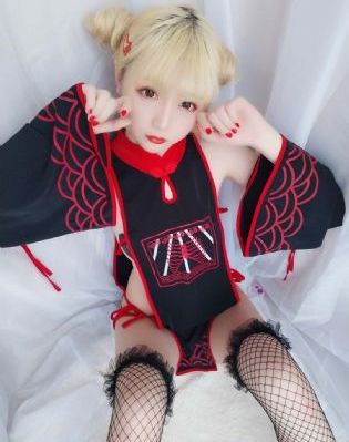 美女来了