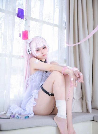 小姨母在线