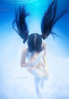 电车魔女1